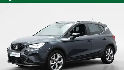Grijs Gebruikt 2024 Seat Arona FR SUV | € 24.950 (Eerlijke prijs)
