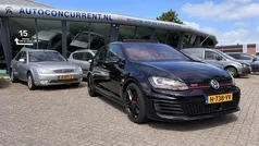Zwart Gebruikt 2016 VW Golf VII GTI Hatchback | € 14.999 (Eerlijke prijs)