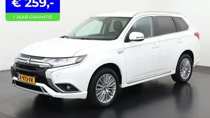 Wit Occasion 2019 Mitsubishi Outlander P-HEV Edition SUV | € 21.690 (Eerlijke prijs)