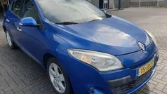 Blauw Gebruikt 2009 Renault Mégane III Business Hatchback | € 1.799 (Eerlijke prijs)
