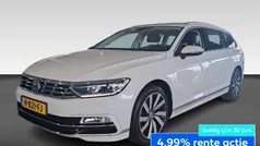 Wit Gebruikt 2019 VW Passat Highline Stationwagen | € 25.675 (Eerlijke prijs)