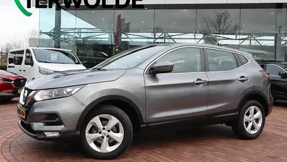 Grijs Occasion 2021 Nissan Qashqai SUV | € 17.945 (Goede deal)