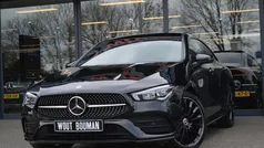 Zwart Gebruikt 2023 Mercedes CLA250 AMG Sedan | € 38.900 (Eerlijke prijs)
