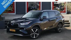 Zwart Gebruikt 2021 Toyota Highlander Premium SUV | € 53.900 (Eerlijke prijs)
