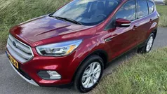 Rood Gebruikt 2019 Ford Kuga ST-Line SUV | € 18.950 (Goede deal)