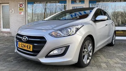 Occasion Hyundai i30 Comfort 135 PK (99 kW) 2015 Grijs Hatchback