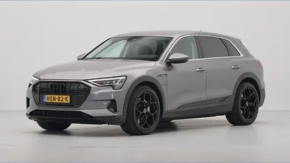Grijs Gebruikt 2021 Audi e-tron S-Line SUV | € 36.940 (Eerlijke prijs)