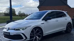 Wit Gebruikt 2020 VW Golf VIII R-line Hatchback | € 25.945 (Eerlijke prijs)