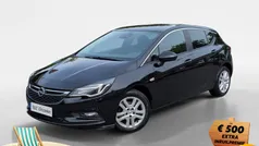 Zwart Gebruikt 2019 Opel Astra Edition Hatchback | € 13.840 (Eerlijke prijs)