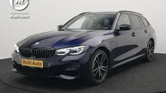 Blauw Gebruikt 2021 BMW 330e M Sport Stationwagen | € 34.930 (Eerlijke prijs)