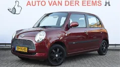 Rood Gebruikt 2006 Daihatsu Trevis Hatchback | € 2.450 (Eerlijke prijs)