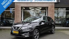 Zwart Gebruikt 2018 Nissan Qashqai N-Connecta SUV | € 18.885 (Eerlijke prijs)