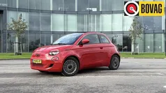 Rood Gebruikt 2022 Fiat 500C Red Cabriolet | € 21.880 (Eerlijke prijs)