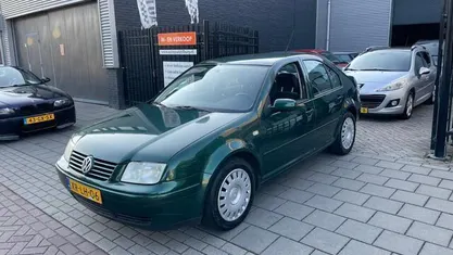 Occasion VW Bora Trendline 116 PK (85 kW) 1999 Groen, metallic lak Sedan