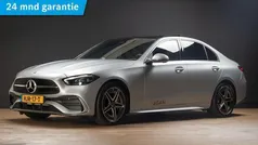 Grijs, metallic lak Gebruikt 2025 Mercedes C180 AMG line Sedan | € 54.950 (Eerlijke prijs)