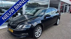 Zwart Gebruikt 2017 Skoda Octavia Business Line Stationwagen | € 10.950 (Eerlijke prijs)
