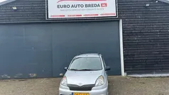 Grijs Gebruikt 2001 Toyota Yaris Verso Sol MPV | € 3.450 (Eerlijke prijs)