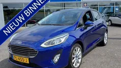 Blauw Gebruikt 2017 Ford Fiesta Titanium Hatchback | € 11.450 (Eerlijke prijs)