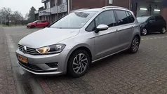 Grijs Gebruikt 2017 VW Golf Sportsvan Sound MPV | € 15.650 (Eerlijke prijs)