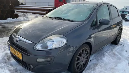 Occasion 2011 Fiat Punto Evo Emotion Hatchback | € 1.399 (Super prijs)
