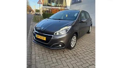 Gebruikt 2018 Peugeot 208 Hatchback | € 4.299 (Goede deal)