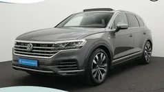Grijs Gebruikt 2022 VW Touareg Elegance SUV | € 54.400 (Eerlijke prijs)