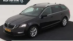 Zwart Gebruikt 2020 Skoda Octavia Business Line Stationwagen | € 18.950 (Eerlijke prijs)