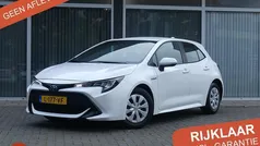 Wit Gebruikt 2021 Toyota Corolla Comfort Hatchback | € 21.350 (Eerlijke prijs)