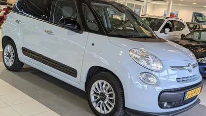 Blauw Gebruikt 2013 Fiat 500L Lounge MPV | € 5.944 (Goede deal)