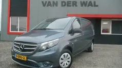 Grijs Gebruikt 2017 Mercedes Vito MPV | € 18.500 (Eerlijke prijs)