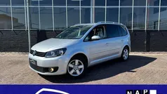 Zilver Gebruikt 2011 VW Touran Highline MPV | € 9.950 (Eerlijke prijs)