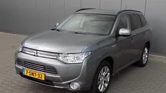 Grijs Gebruikt 2013 Mitsubishi Outlander Instyle SUV | € 7.900 (Super prijs)