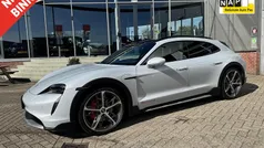 Grijs Gebruikt 2022 Porsche Taycan Cross Turismo Sedan | € 89.500