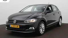 Zwart Gebruikt 2021 VW Polo Comfortline Hatchback | € 17.450 (Eerlijke prijs)