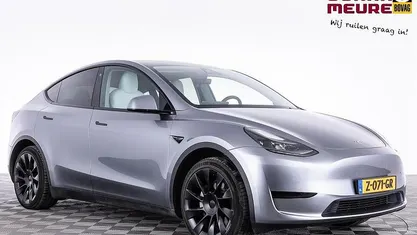 Grijs Occasion 2024 Tesla Model Y RWD SUV | € 34.900 (Eerlijke prijs)