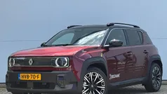 Rood Gebruikt 2025 Renault R4 Iconic SUV | € 38.695