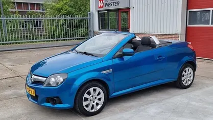 Blauw Gebruikt 2005 Opel Tigra Sport Cabriolet | € 2.400 (Eerlijke prijs)