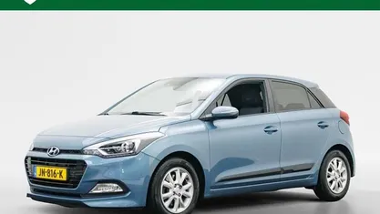 Blauw Gebruikt 2016 Hyundai i20 GO! Hatchback | € 11.895 (Eerlijke prijs)