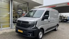 Gris étoilé Nieuw 2024 Renault Master Van | € 36.350 (Eerlijke prijs)