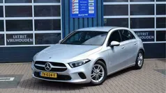 Grijs Gebruikt 2018 Mercedes A180 Business Hatchback | € 16.999 (Eerlijke prijs)