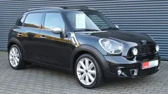Zwart, metallic lak Gebruikt 2012 Mini Cooper S Countryman SUV | € 12.500 (Eerlijke prijs)