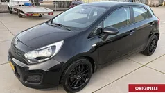 Gebruikt 2014 Kia Rio Comfort Hatchback | € 7.995 (Eerlijke prijs)