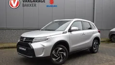Gebruikt 2024 Suzuki Vitara Style SUV | € 27.950 (Eerlijke prijs)