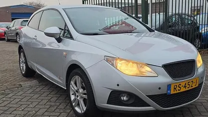 Occasion Seat Ibiza SC Style 105 PK (77 kW) 2012 Grijs Hatchback