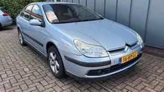 Blauw Gebruikt 2005 Citroën C5 Prestige Hatchback | € 999 (Eerlijke prijs)