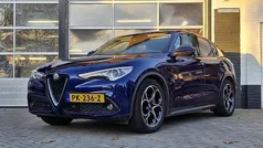 Blauw Gebruikt 2017 Alfa Romeo Stelvio Super SUV | € 15.995 (Eerlijke prijs)