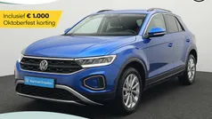 Gebruikt 2024 VW T-Roc Edition SUV | € 28.350 (Eerlijke prijs)