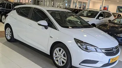 Gebruikt 2019 Opel Astra Business Hatchback | € 8.944 (Eerlijke prijs)