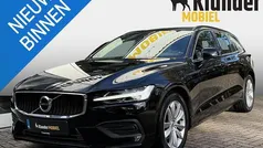 Gebruikt 2022 Volvo V60 Momentum Stationwagen | € 31.490 (Super prijs)