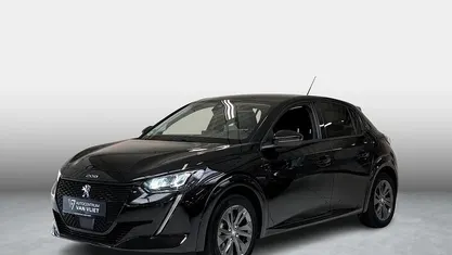 Zwart Gebruikt 2021 Peugeot e-208 Allure Hatchback | € 16.789 (Eerlijke prijs)